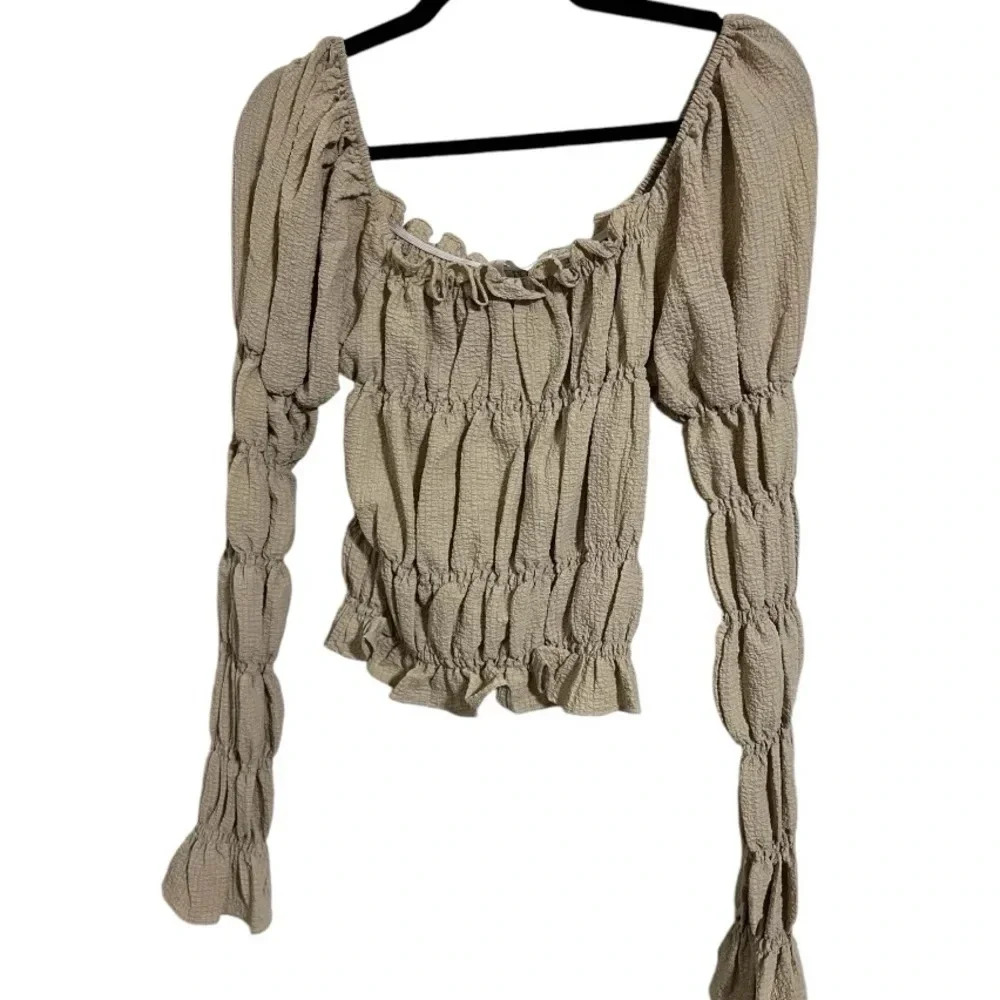 Line & Dot Rayon Blend Pippa Smocked Top Tan/Khaki NWT - Picture 4 of 5